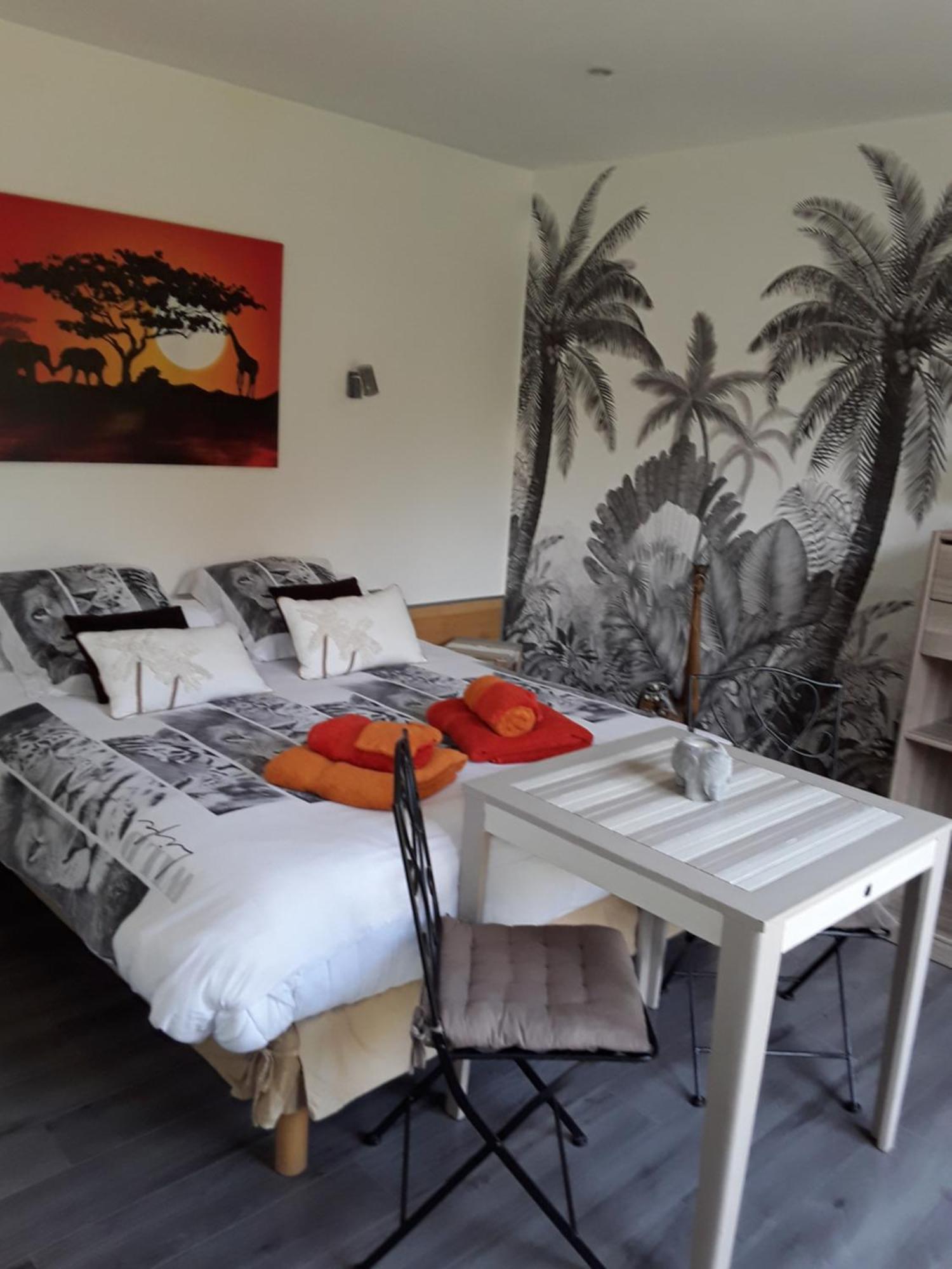 Chambres D'Hotes De L'Orval Thiergeville Eksteriør billede